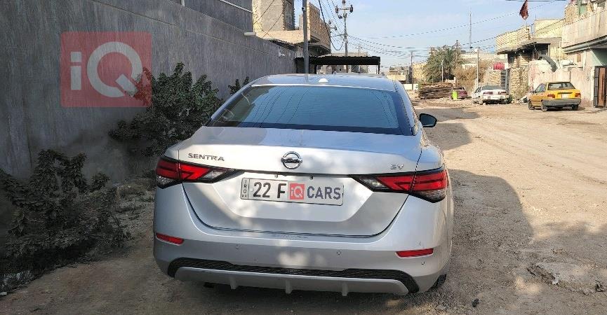 نیسان سێنترا